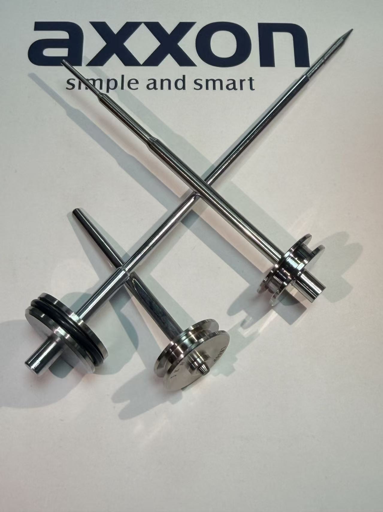 Axxon stoter/naald